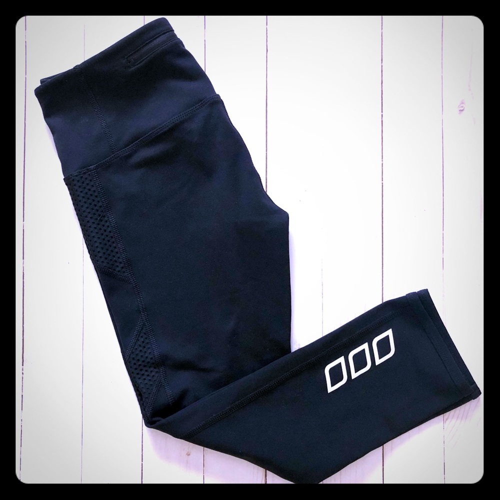 Lorna Jane Cropped Leggings